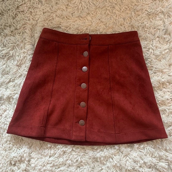 Forever 21 suede mini skirt. - Picture 1 of 3
